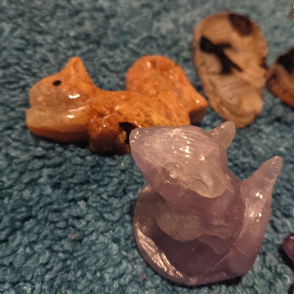 Animal Stone statues 🐿️ 🐰 🐉🐉 NEW CUTE CRITTER ALERT 🐾😻🐾😻🐾😻🐾 - Picture 3 of 4